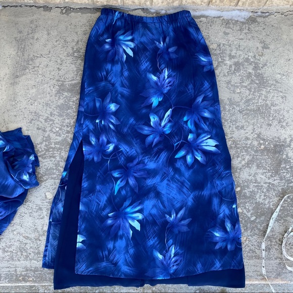 Vintage Cartise Int’l Blue Floral Skirt Set - Picture 8 of 13